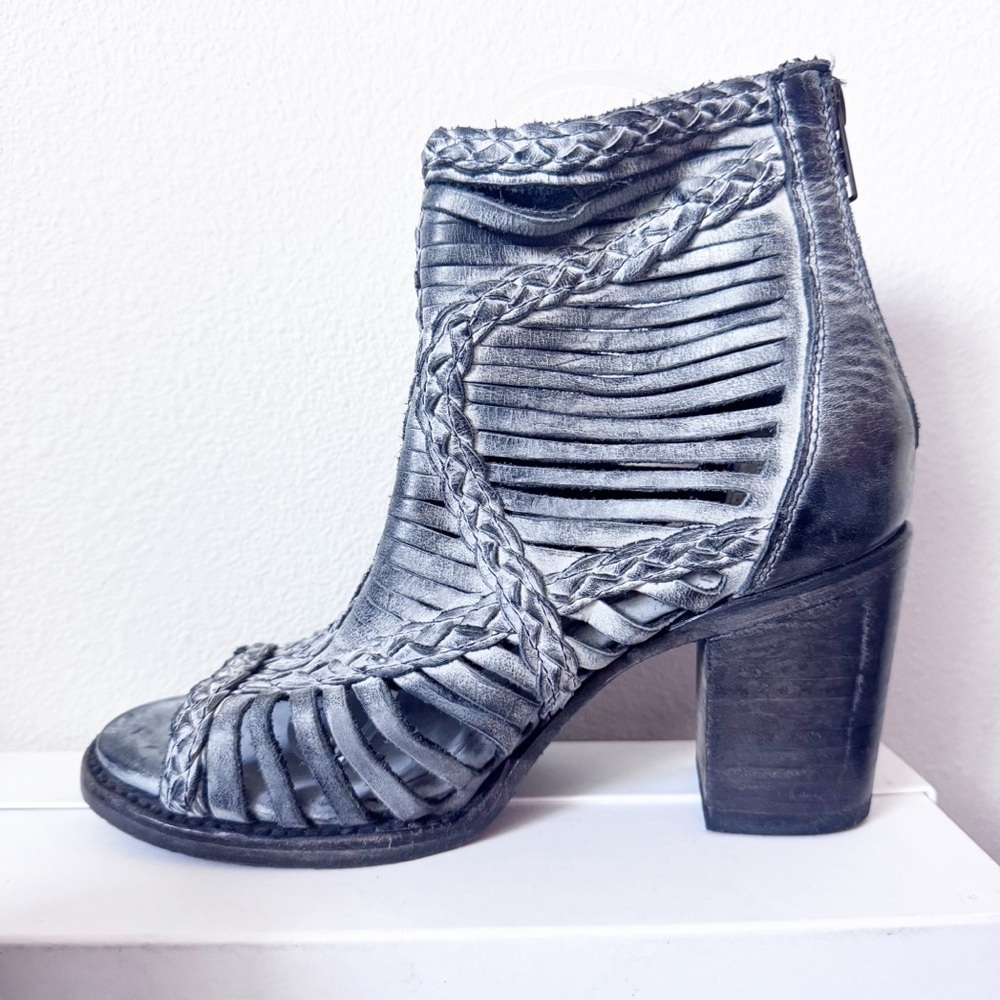 Freebird Bela Braided Gray Women's Ankle Boots - Picture 4 of 14